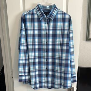 Mizzen+Main Leeward Blue and White Casual Button Down Shirt